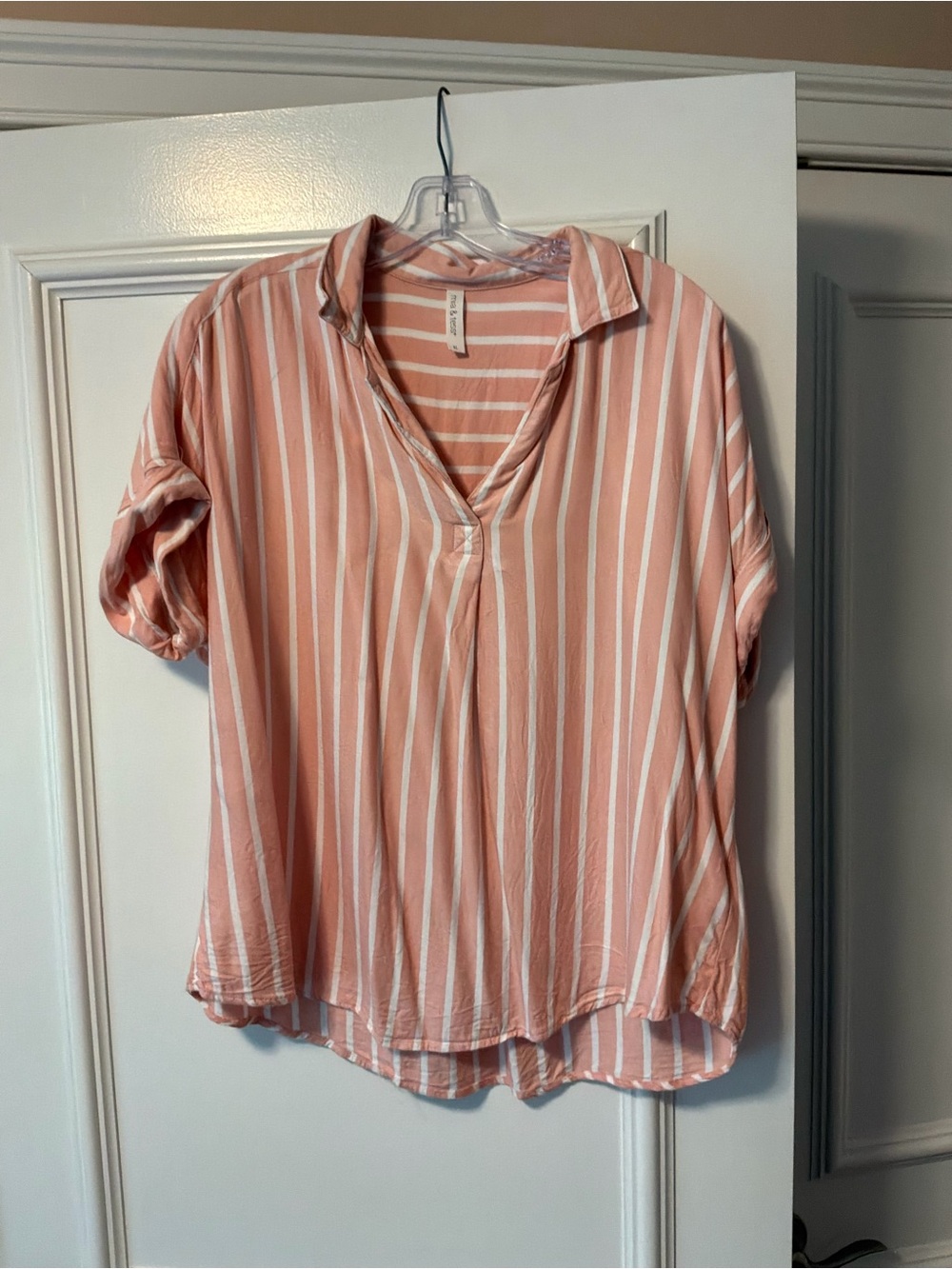 Women's Pink & White Striped Short Sleeve V-Neck Blouse